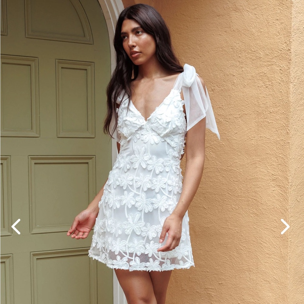 Palm tree lace dress